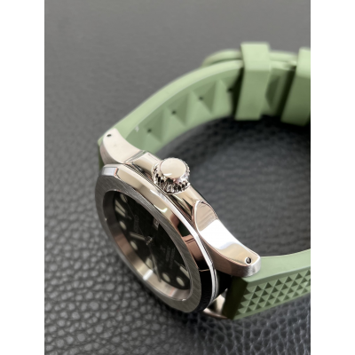 aquanaut-olive-king-turtle-2.png